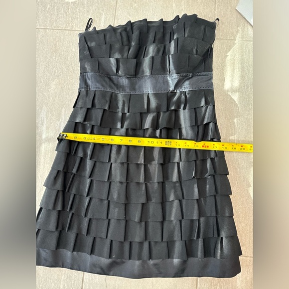 đź‘—Phoebe Couture Black Strapless Ribbon Dressđź‘— - Picture 10 of 12